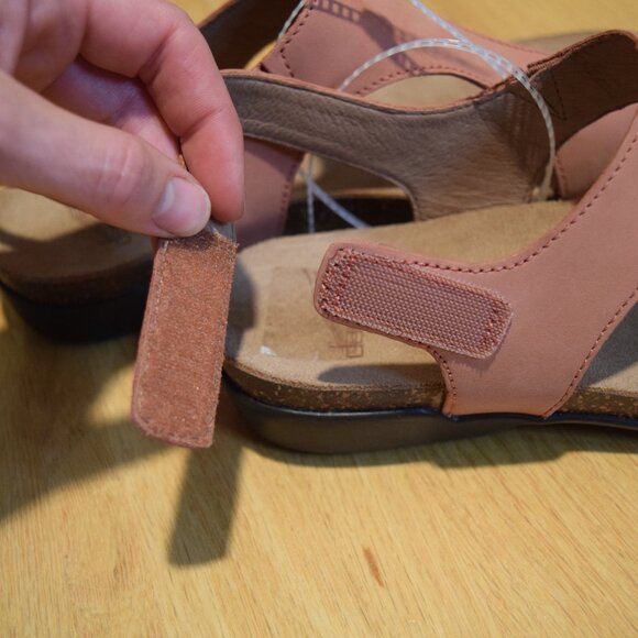 Dansko Womens Sz 37 Rose Reese Sandal Flip Flop Ankle Strap New Without Box - Picture 5 of 7